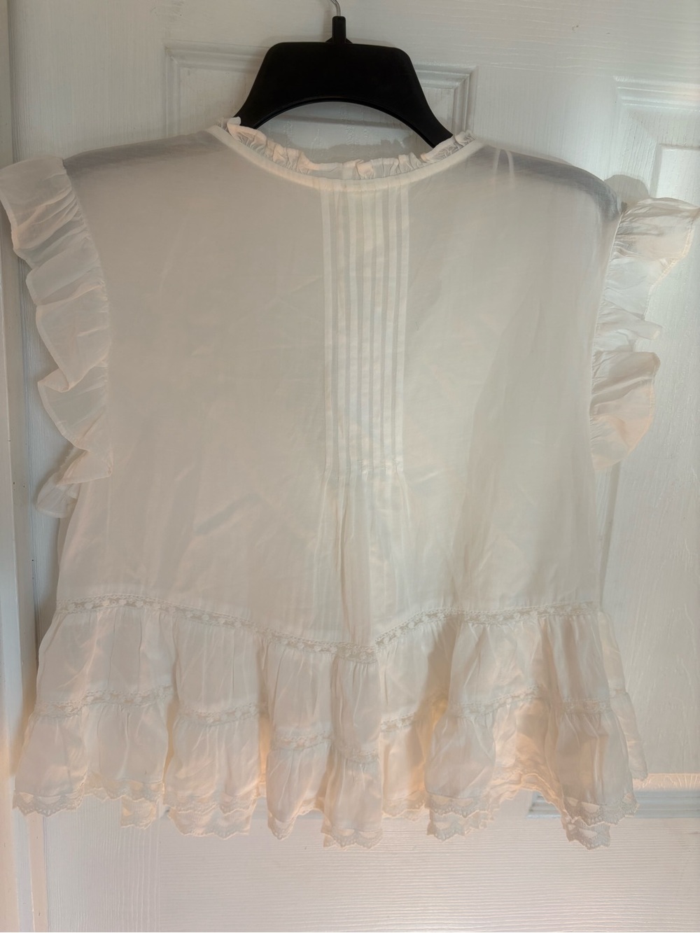 H&M Cream Ruffle Pintuck Button-Front Blouse - Picture 5 of 5